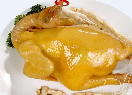 Bí quyết luộc gà vàng ươm, căng bóng cho mâm cỗ tiễn ông Công ông Táo 3 Bí quyết luộc gà vàng ươm, căng bóng cho mâm cỗ tiễn ông Công ông Táo 3