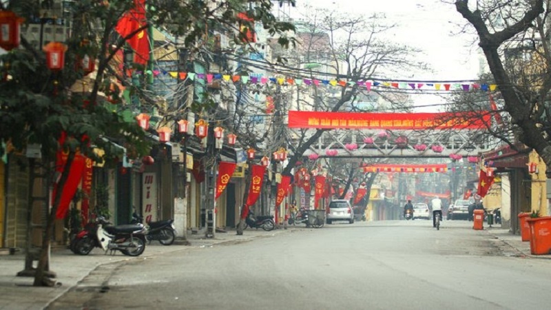 Hà Nội vận động người dân hạn chế di chuyển, không tổ chức liên hoan trong dịp Tết 1 Hà Nội vận động người dân hạn chế di chuyển, không tổ chức liên hoan trong dịp Tết 1