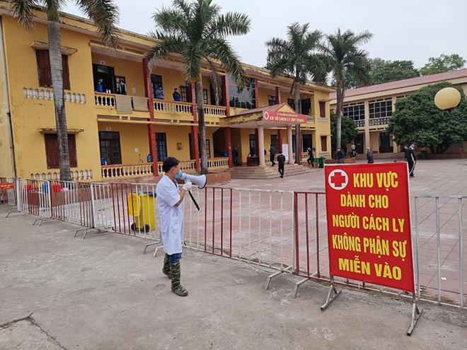 Chồng đi từ vùng dịch về, vợ bị phạt 7,5 triệu đồng vì trốn nhà đi bán rau 1 Chồng đi từ vùng dịch về, vợ bị phạt 7,5 triệu đồng vì trốn nhà đi bán rau 1