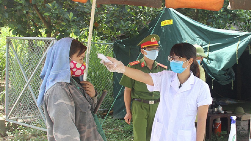 Chồng đi từ vùng dịch về, vợ bị phạt 7,5 triệu đồng vì trốn nhà đi bán rau 2 Chồng đi từ vùng dịch về, vợ bị phạt 7,5 triệu đồng vì trốn nhà đi bán rau 2
