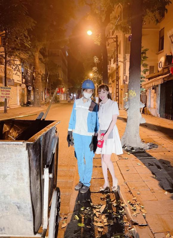 Giảng viên hot girl Âu Hà My lộ mặt mũm mĩm, khác xa ảnh tự đăng 5 Giảng viên hot girl Âu Hà My lộ mặt mũm mĩm, khác xa ảnh tự đăng 5