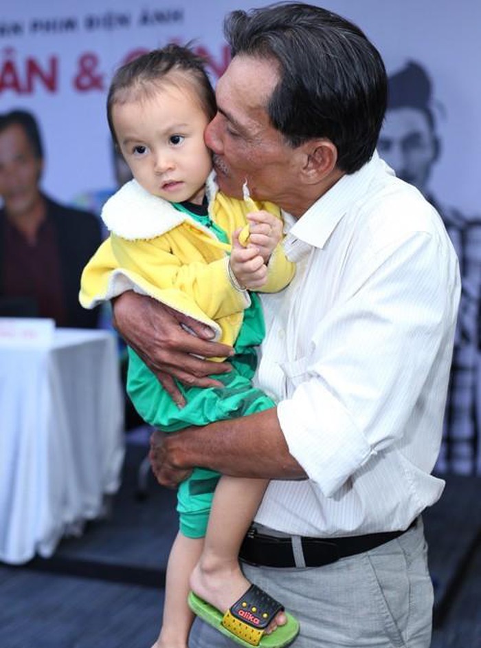 Thương Tín: Thời trẻ sống đời thượng lưu như một tay chơi thứ thiệt, về già chạy ăn từng bữa 7 Thương Tín: Thời trẻ sống đời thượng lưu như một tay chơi thứ thiệt, về già chạy ăn từng bữa 7