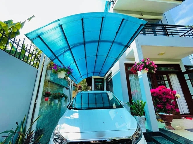 Mạc Văn Khoa: Bố mẹ tôi cũng bất ngờ trước thông tin con trai mua được biệt thự 50 tỷ 2 Mạc Văn Khoa: Bố mẹ tôi cũng bất ngờ trước thông tin con trai mua được biệt thự 50 tỷ 2