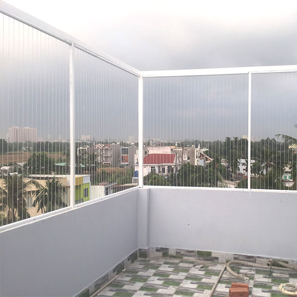 Dịch vụ lắp lưới an toàn ban công nhộn nhịp sau sự cố bé gái rơi ở chung cư 3 Dịch vụ lắp lưới an toàn ban công nhộn nhịp sau sự cố bé gái rơi ở chung cư 3