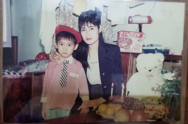 Bức ảnh cô gái Điện Biên cách đây 1/3 thế kỷ khiến mọi hot girl thời nay cũng phải chào thua 3 Bức ảnh cô gái Điện Biên cách đây 1/3 thế kỷ khiến mọi hot girl thời nay cũng phải chào thua 3