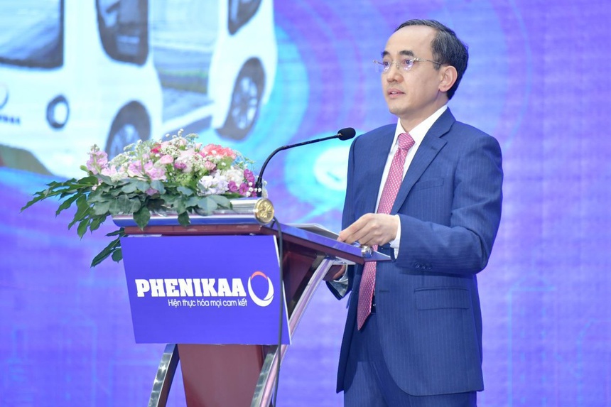 Doanh nhân Hồ Xuân Năng sinh năm 1964, ông từng tốt nghiệp Đại học Bách Khoa Hà Nội năm 1986 và tiếp tục làm nghiên cứu sinh, giảng viên tại đây đến năm 1994. Ảnh: VCS Doanh nhân Hồ Xuân Năng sinh năm 1964, ông từng tốt nghiệp Đại học Bách Khoa Hà Nội năm 1986 và tiếp tục làm nghiên cứu sinh, giảng viên tại đây đến năm 1994. Ảnh: VCS