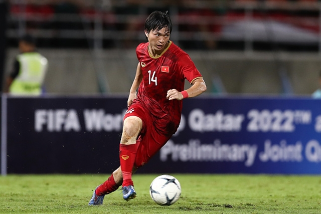 Sự thật hình ảnh 'Pirlo Việt Nam' hết thời phải đi làm thợ xây khiến CĐM dậy sóng? 3 Sự thật hình ảnh 'Pirlo Việt Nam' hết thời phải đi làm thợ xây khiến CĐM dậy sóng? 3