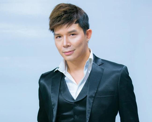 Ca sĩ triệu đô Nathan Lee có động thái mới sau ồn ào mắng Ngọc Trinh 'không cùng đẳng cấp' 7 Ca sĩ triệu đô Nathan Lee có động thái mới sau ồn ào mắng Ngọc Trinh 'không cùng đẳng cấp' 7