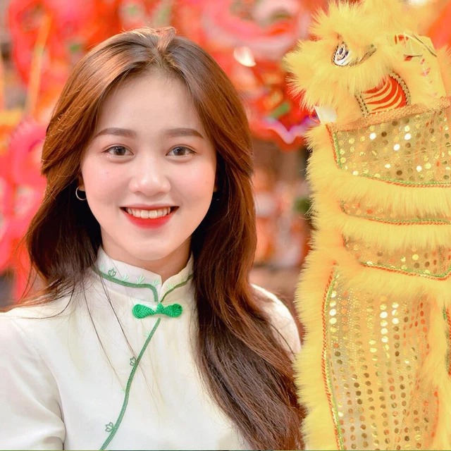 Hot Tiktoker Ngoại thương đa tài được CĐM 'truy lùng' khi Pick tướng Natalya trong suốt 400 trận 3 Hot Tiktoker Ngoại thương đa tài được CĐM 'truy lùng' khi Pick tướng Natalya trong suốt 400 trận 3