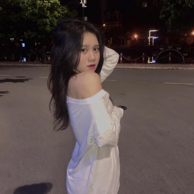 Hot Tiktoker Ngoại thương đa tài được CĐM 'truy lùng' khi Pick tướng Natalya trong suốt 400 trận 2 Hot Tiktoker Ngoại thương đa tài được CĐM 'truy lùng' khi Pick tướng Natalya trong suốt 400 trận 2