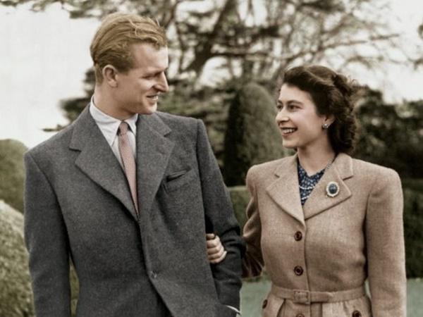 Hoàng thân Philip, chồng Nữ hoàng Elizabeth II, qua đời ở tuổi 99 2 Hoàng thân Philip, chồng Nữ hoàng Elizabeth II, qua đời ở tuổi 99 2