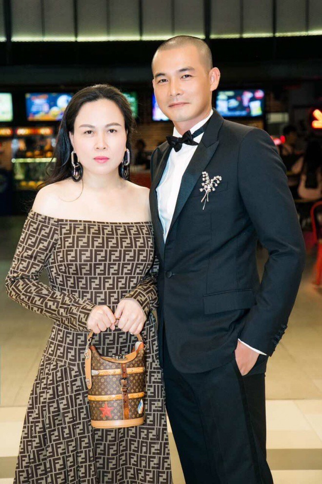 CĐM bình luận rôm rả trước tin Phượng Chanel, Quách Ngọc Ngoan 'đường ai nấy đi' 2 CĐM bình luận rôm rả trước tin Phượng Chanel, Quách Ngọc Ngoan 'đường ai nấy đi' 2