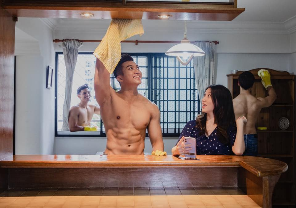 Dịch vụ trai đẹp 6 múi dọn nhà từ A đến Z với giá 12 triệu khiến chị em chỉ việc thảnh thơi ngồi lướt FB 4 Dịch vụ trai đẹp 6 múi dọn nhà từ A đến Z với giá 12 triệu khiến chị em chỉ việc thảnh thơi ngồi lướt FB 4