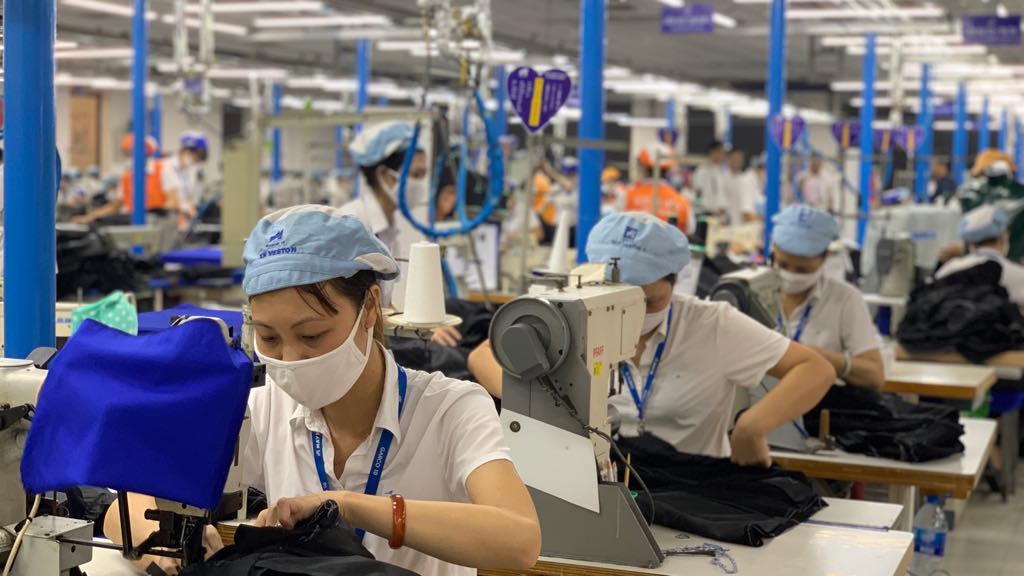 Mức lương người lao động được hưởng nếu đi làm ngày lễ 30/4, mùng 1/5 2 Mức lương người lao động được hưởng nếu đi làm ngày lễ 30/4, mùng 1/5 2