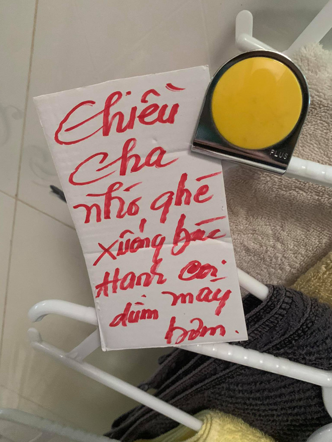 Cẩn thận không thừa, cả bà và mẹ của cô gái này đã có hành động thật ấm áp 8 Cẩn thận không thừa, cả bà và mẹ của cô gái này đã có hành động thật ấm áp 8