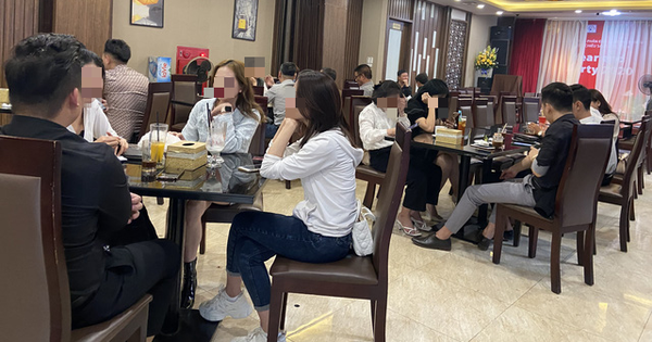 Hà Nội yêu cầu đóng cửa di tích, hàng quán vỉa hè từ chiều ngày 3/5 2 Hà Nội yêu cầu đóng cửa di tích, hàng quán vỉa hè từ chiều ngày 3/5 2