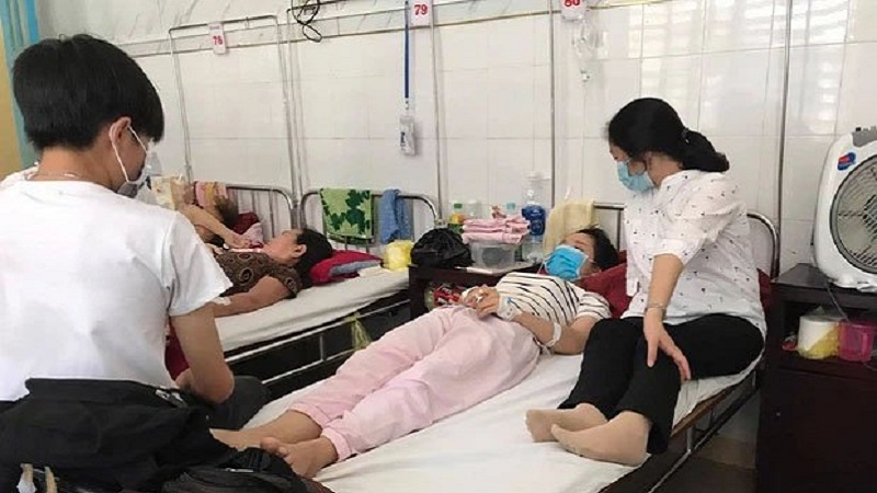 Nữ sinh được cứu khi tắm biển kể lại lời nói cuối cùng của nam sinh Nguyễn Văn Nhã 4 Nữ sinh được cứu khi tắm biển kể lại lời nói cuối cùng của nam sinh Nguyễn Văn Nhã 4