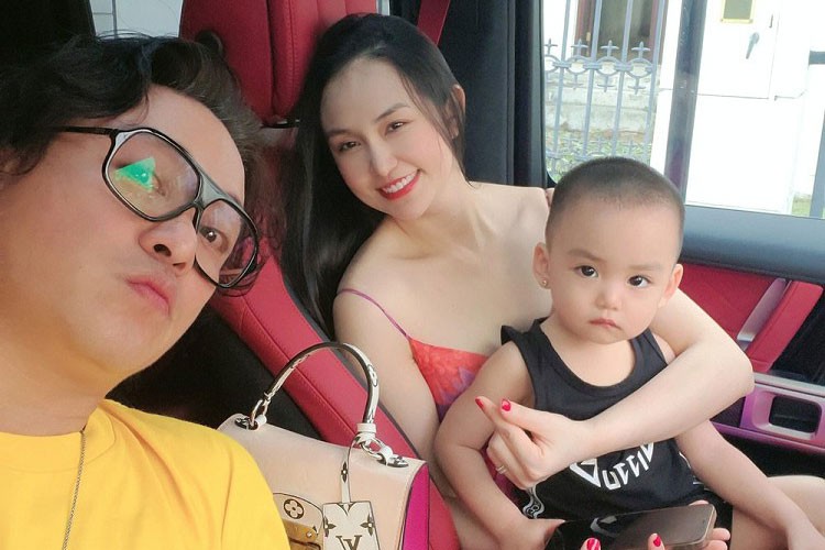 'Vợ 2' mới tậu hơn 12 tỷ đồng của Tuấn Hưng ấn tượng cỡ nào? 7 'Vợ 2' mới tậu hơn 12 tỷ đồng của Tuấn Hưng ấn tượng cỡ nào? 7