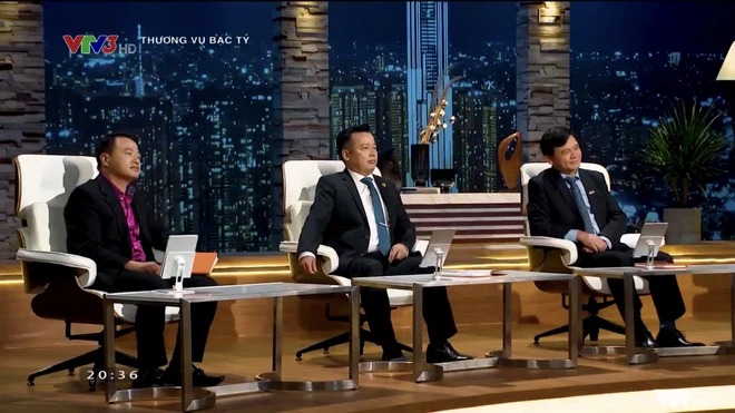Nữ CEO xinh đẹp rơi nước mắt khi bị 3 'cá mập' lắc đầu, Shark Phú liền chốt deal là vì em 3 Nữ CEO xinh đẹp rơi nước mắt khi bị 3 'cá mập' lắc đầu, Shark Phú liền chốt deal là vì em 3