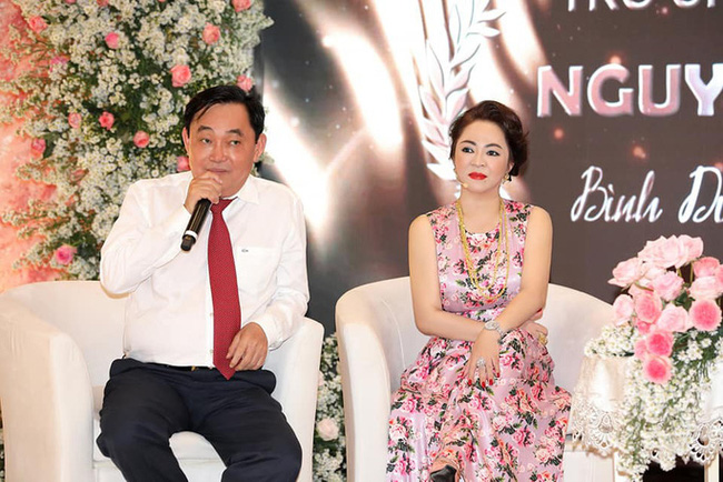 Khắc tinh của nghệ sĩ Việt khoe khả năng hát live không thua kém ca sĩ 3 Khắc tinh của nghệ sĩ Việt khoe khả năng hát live không thua kém ca sĩ 3