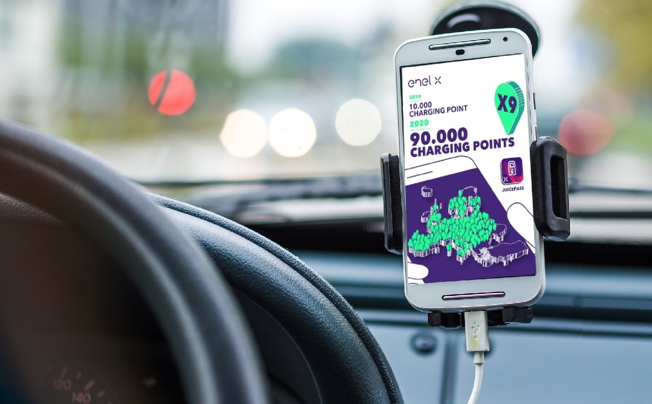 Google bị phạt gần 2.900 tỷ vì chặn một ứng dụng trên Android Auto trong 2 năm 1 Google bị phạt gần 2.900 tỷ vì chặn một ứng dụng trên Android Auto trong 2 năm 1