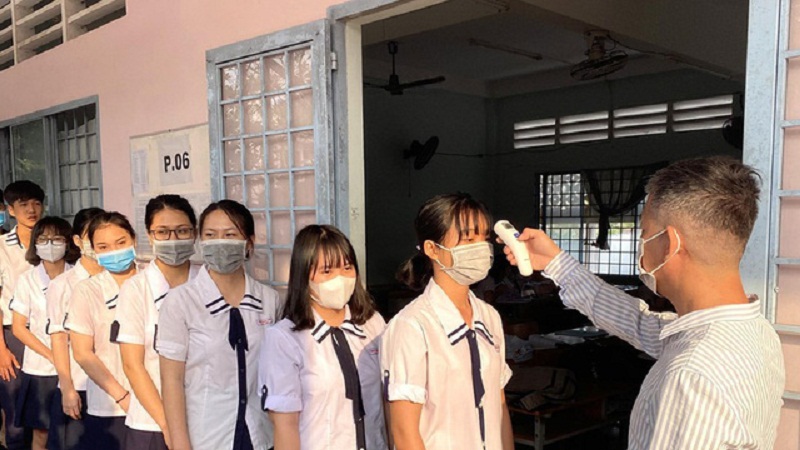 Lên kịch bản thi tốt nghiệp THPT cho 18 học sinh lớp 12 là F0, 394 thí sinh là F1 2 Lên kịch bản thi tốt nghiệp THPT cho 18 học sinh lớp 12 là F0, 394 thí sinh là F1 2
