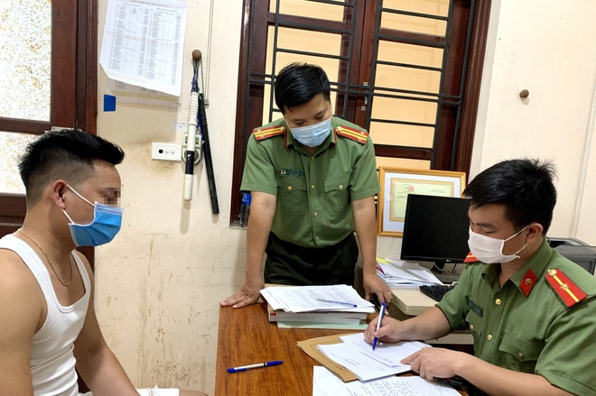 Bắc Giang xử phạt thanh niên tung tin bị cán bộ quản lý 'ăn chặn' suất ăn trong khu cách ly 2 Bắc Giang xử phạt thanh niên tung tin bị cán bộ quản lý 'ăn chặn' suất ăn trong khu cách ly 2