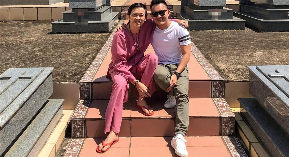 Con trai Hoài Linh gọi dư luận là 'lũ vô ơn' giữa ồn ào từ thiện của bố: Người trong cuộc nói gì? Con trai Hoài Linh gọi dư luận là 'lũ vô ơn' giữa ồn ào từ thiện của bố: Người trong cuộc nói gì?