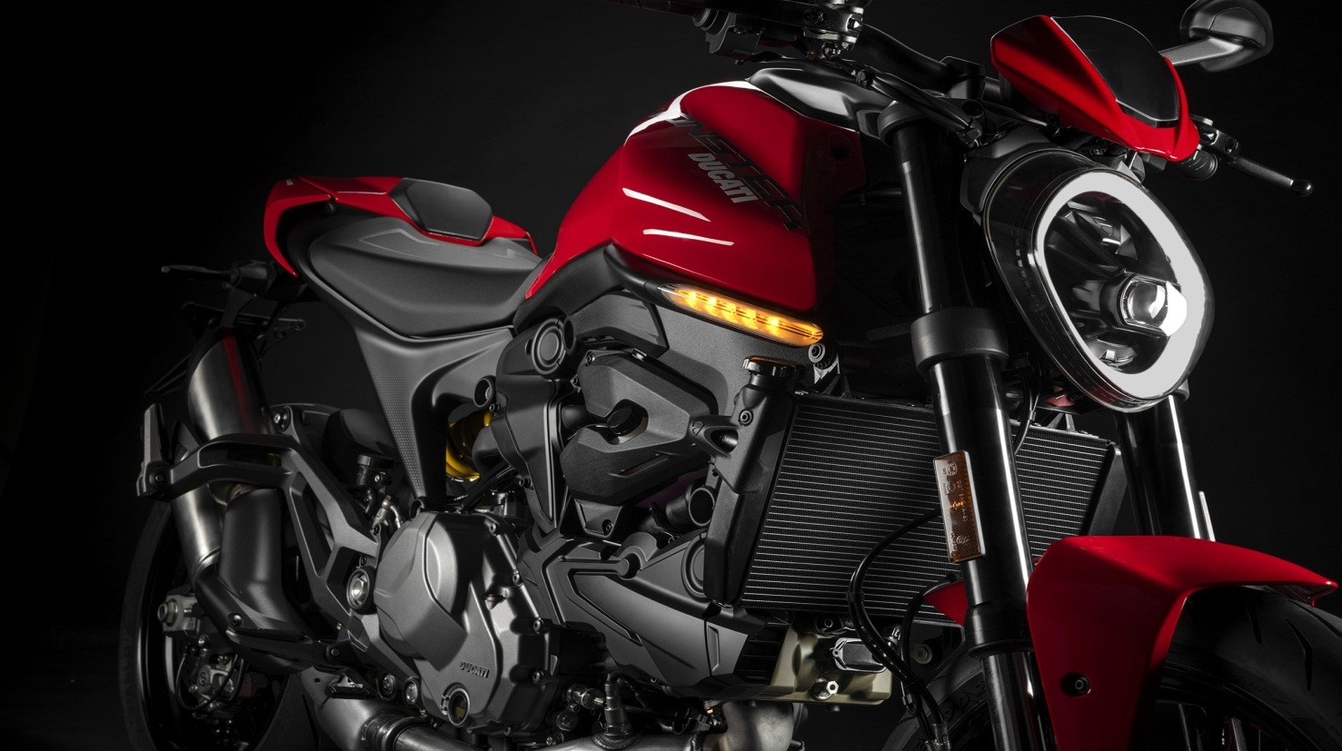 'Quái vật' Ducati Monster 2021 thức giấc với động cơ siêu mạnh mẽ 1