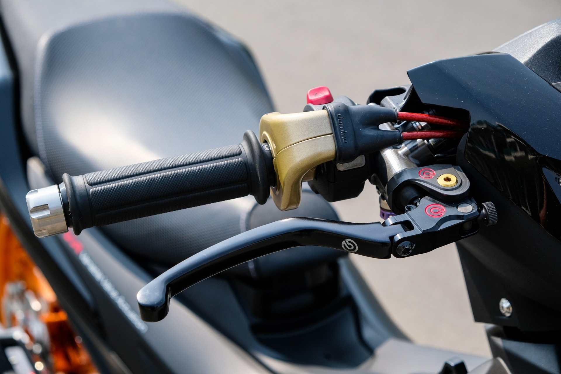Yamaha Exciter 155 phiên bản đặc biệt siêu 'chất' có giá lên đến hơn 250 triệu 4 Yamaha Exciter 155 phiên bản đặc biệt siêu 'chất' có giá lên đến hơn 250 triệu 4