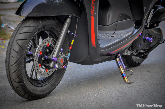 Cận cảnh Scoopy 110 Fi đẳng cấp mới lạ được ví như phiên bản tuyệt phẩm thế gian 7 Cận cảnh Scoopy 110 Fi đẳng cấp mới lạ được ví như phiên bản tuyệt phẩm thế gian 7