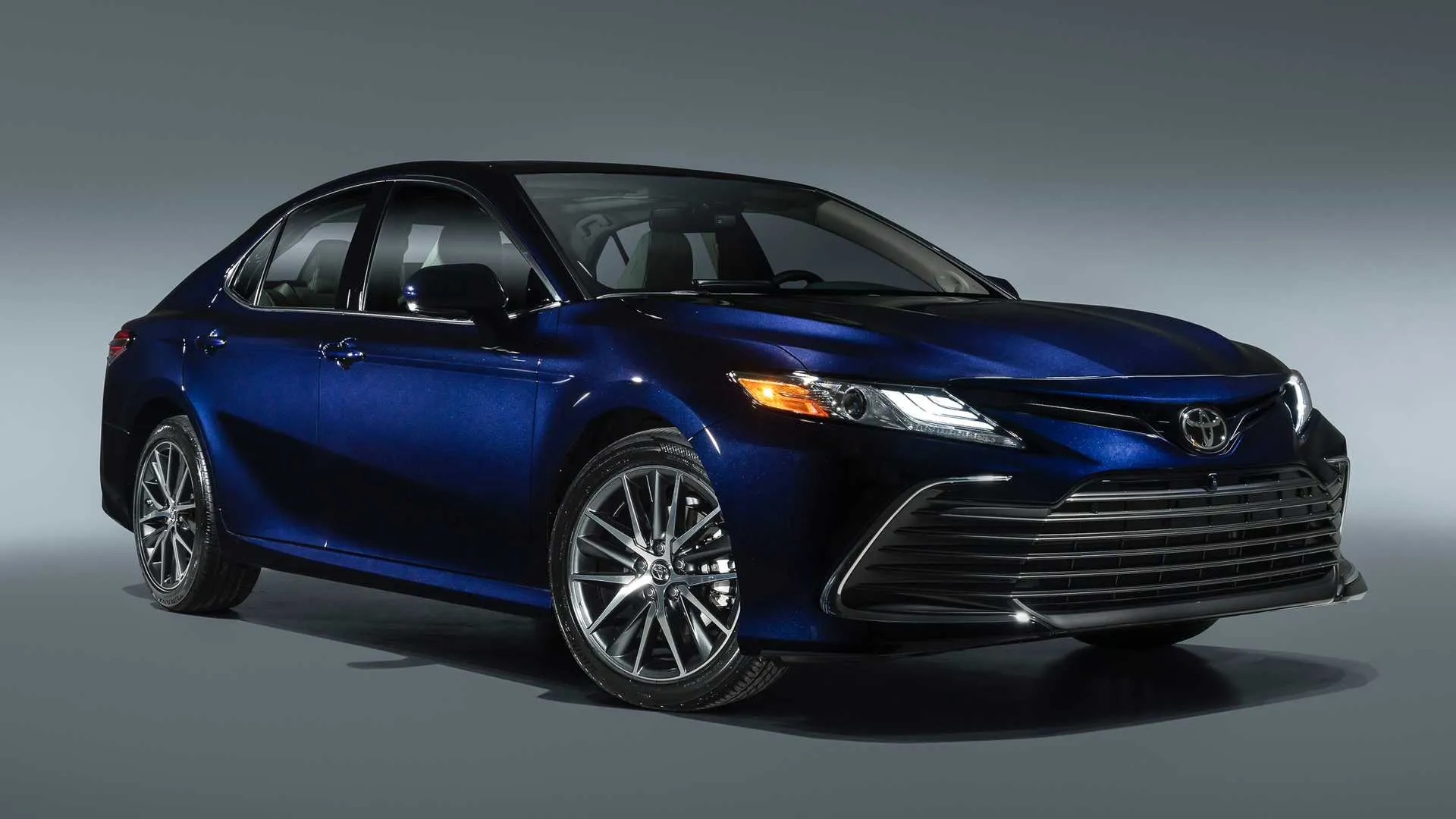 Top 10 ô tô tốt nhất năm 2021: Toyota chiếm ưu thế, Tesla vô đối ở mảng xe điện 4 Top 10 ô tô tốt nhất năm 2021: Toyota chiếm ưu thế, Tesla vô đối ở mảng xe điện 4