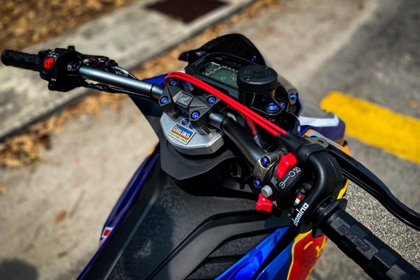 Honda Winner X Redbull cực ngầu và lạ dưới bàn tay hãng độ 3 Honda Winner X Redbull cực ngầu và lạ dưới bàn tay hãng độ 3