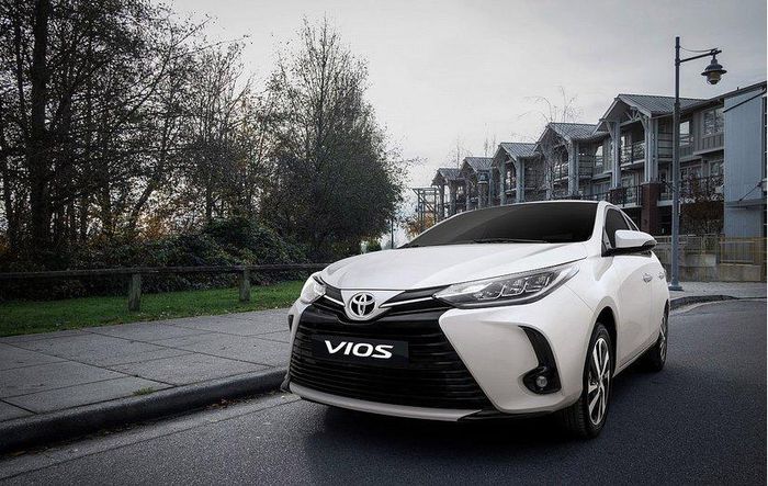 Toyota Vios tung ra 'chiêu cuối', quyết đánh bại Hyundai Accent 2 Toyota Vios tung ra 'chiêu cuối', quyết đánh bại Hyundai Accent 2