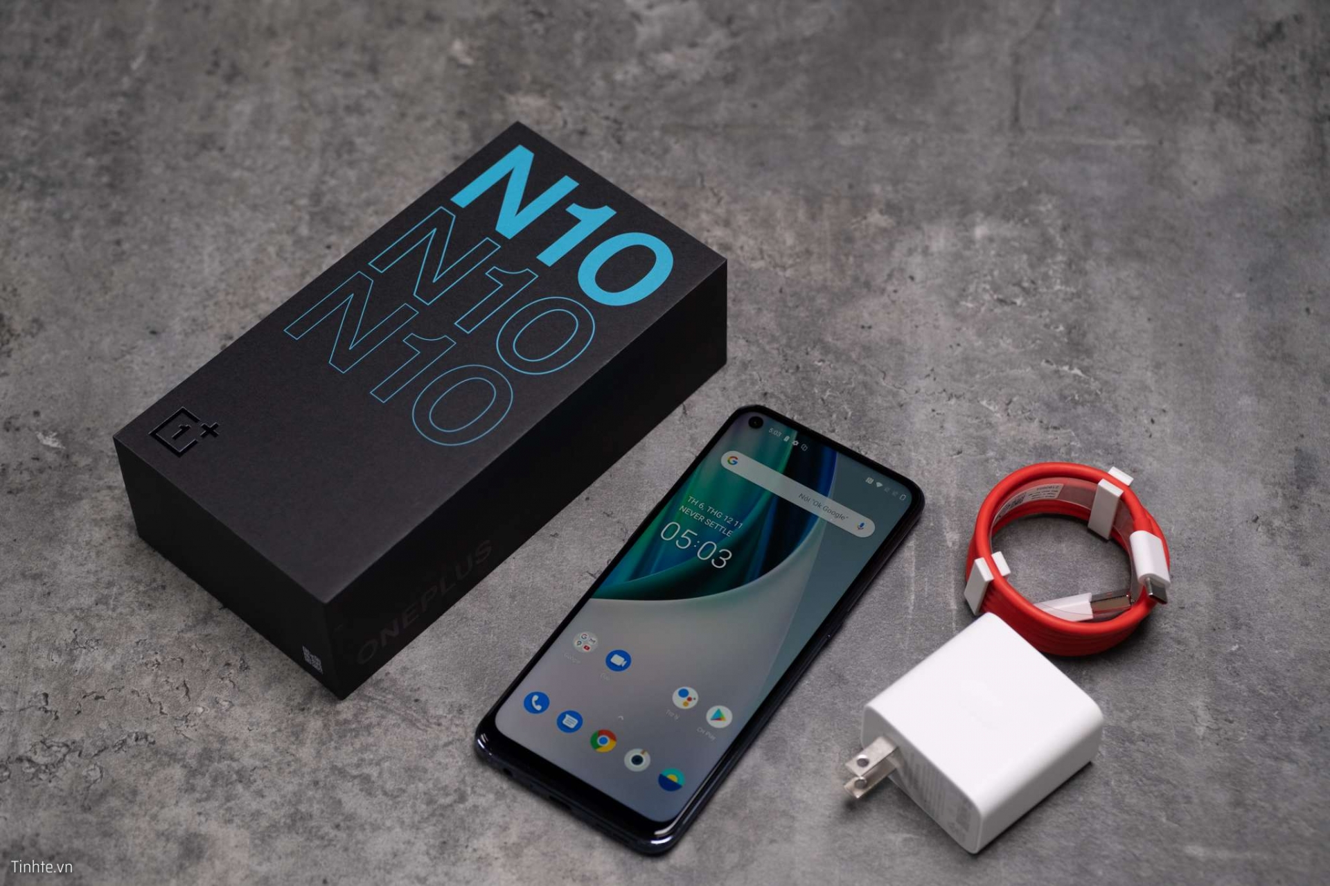 Smartphone 5G đua nhau giảm giá: Tìm ra cái tên số 1 thị trường Việt Nam 4 Smartphone 5G đua nhau giảm giá: Tìm ra cái tên số 1 thị trường Việt Nam 4