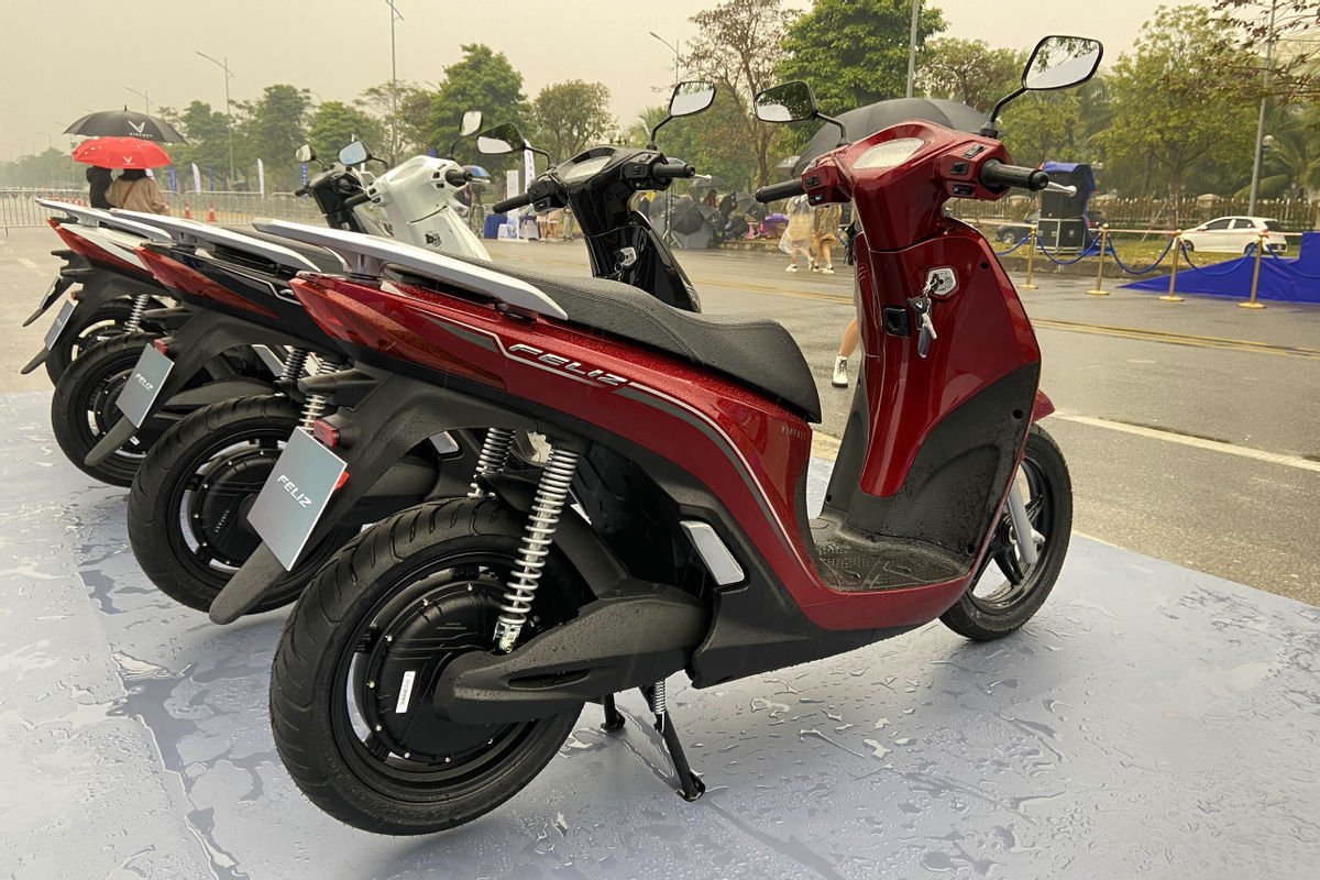 So sánh Honda Vision và VinFast Feliz: Không khó tìm câu trả lời 6 So sánh Honda Vision và VinFast Feliz: Không khó tìm câu trả lời 6