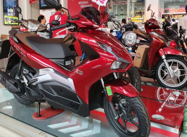 Sức hút vượt trội của Honda AirBlade và động thái mới nhất đến từ các đại lý 2 Sức hút vượt trội của Honda AirBlade và động thái mới nhất đến từ các đại lý 2