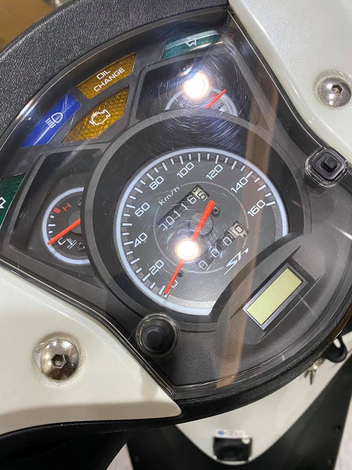 Cặp đôi Honda SH – Vision được rao bán với giá 1 tỷ sở hữu nét độc đáo gì? 3 Cặp đôi Honda SH – Vision được rao bán với giá 1 tỷ sở hữu nét độc đáo gì? 3