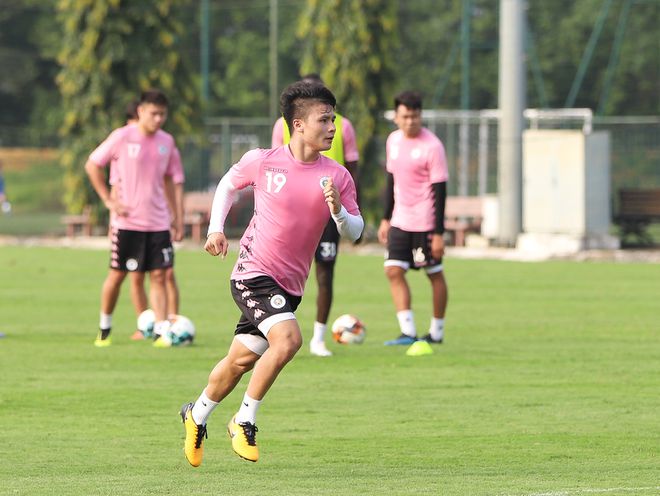 Quang Hải tràn đầy tự tin, Hà Nội FC vẫn còn nhiều cơ hội để vượt mặt HAGL 3 Quang Hải tràn đầy tự tin, Hà Nội FC vẫn còn nhiều cơ hội để vượt mặt HAGL 3