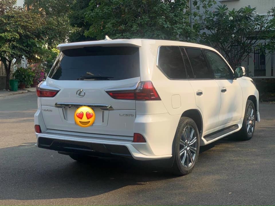 Mua Lexus LX 570 độ gói Super Sport 2020, chủ xe được gì khi tiết kiệm hơn 6 tỷ 3 Mua Lexus LX 570 độ gói Super Sport 2020, chủ xe được gì khi tiết kiệm hơn 6 tỷ 3