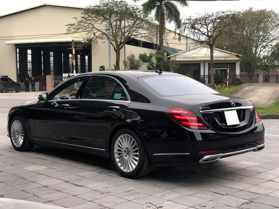 Chủ xe bán lỗ Mercedes–Benz S450 chạy 200km, số tiền chênh lệch đủ để mua ô tô VinFast 3 Chủ xe bán lỗ Mercedes–Benz S450 chạy 200km, số tiền chênh lệch đủ để mua ô tô VinFast 3