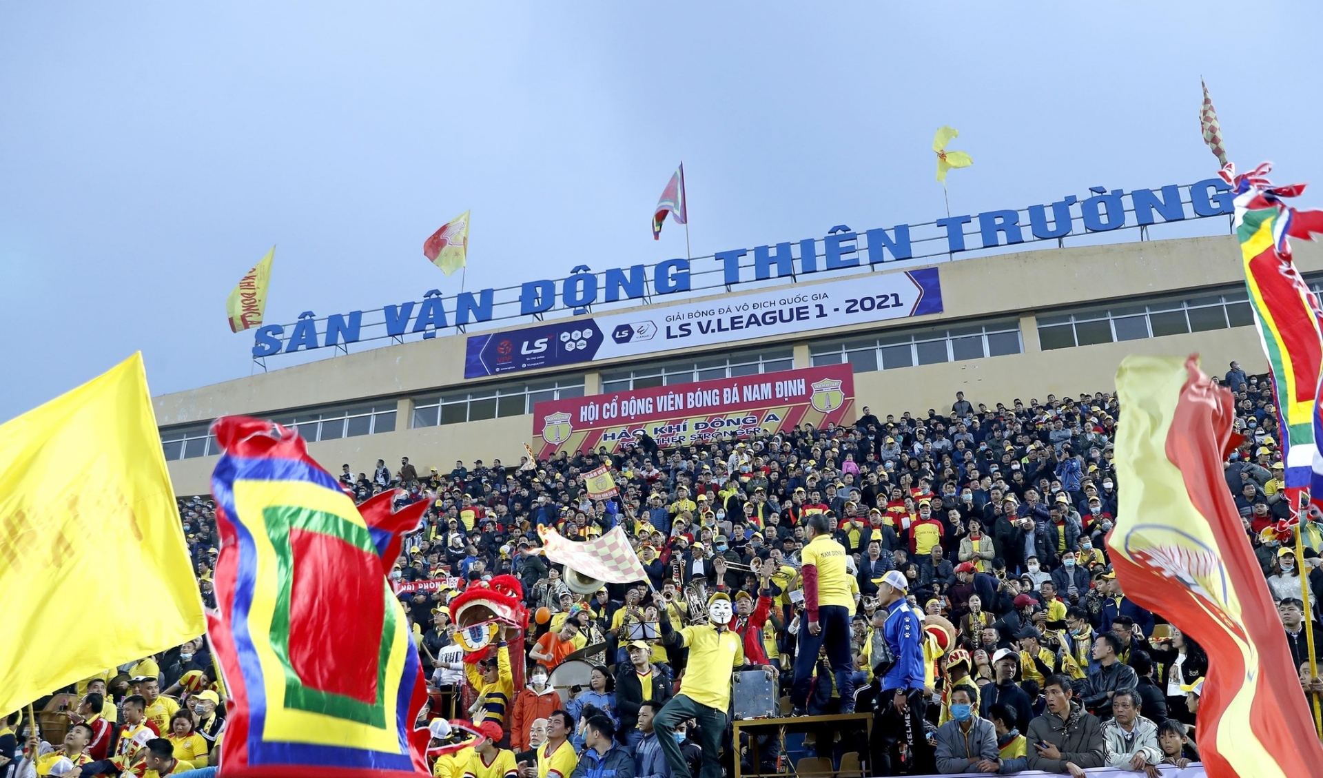 Chuyên gia quốc tế ngưỡng mộ V.League, chỉ ra yếu tố khiến cả thế giới phải thèm khát 3 Chuyên gia quốc tế ngưỡng mộ V.League, chỉ ra yếu tố khiến cả thế giới phải thèm khát 3