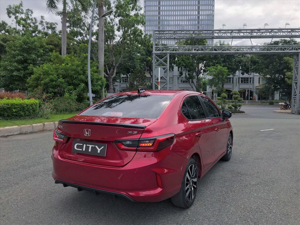 Honda City: Mua sedan giá rẻ sẽ phải đánh đổi những nhược điểm nào? 3 Honda City: Mua sedan giá rẻ sẽ phải đánh đổi những nhược điểm nào? 3