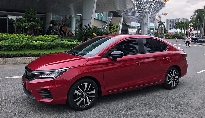 Honda City: Mua sedan giá rẻ sẽ phải đánh đổi những nhược điểm nào? 1 Honda City: Mua sedan giá rẻ sẽ phải đánh đổi những nhược điểm nào? 1