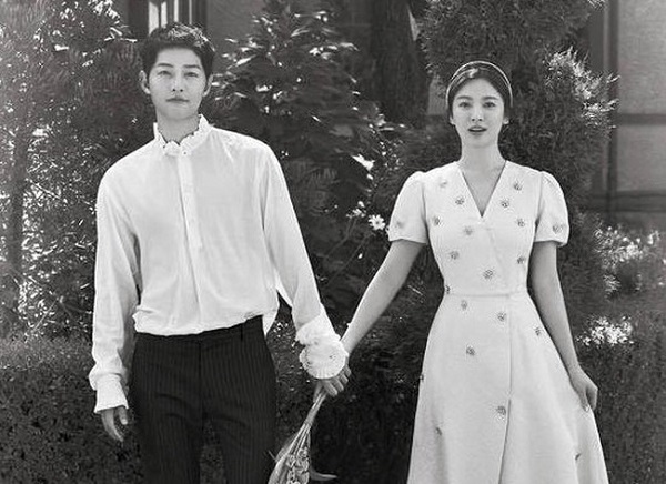 Lộ khoảnh khắc vợ chồng son hiếm hoi của Song Hye Kyo và Song Joong Ki  7