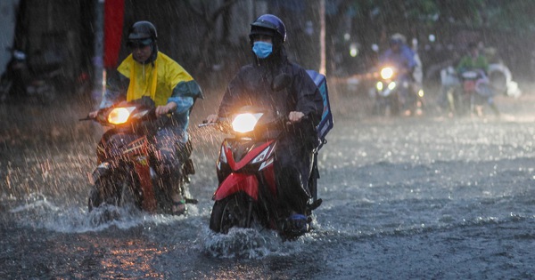 Cập nhật dự báo thời tiết mới nhất 23/12: Bão số 14 Krovanh tan, Nam Bộ vẫn mưa lớn 1