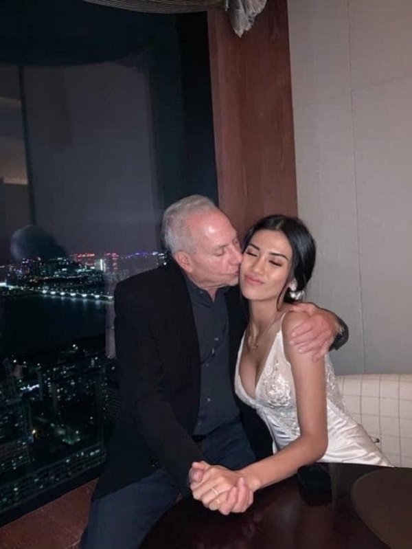 Yêu bạn trai hơn 46 tuổi, cô gái người Việt được hôn phu cưng chiều hết mực 6