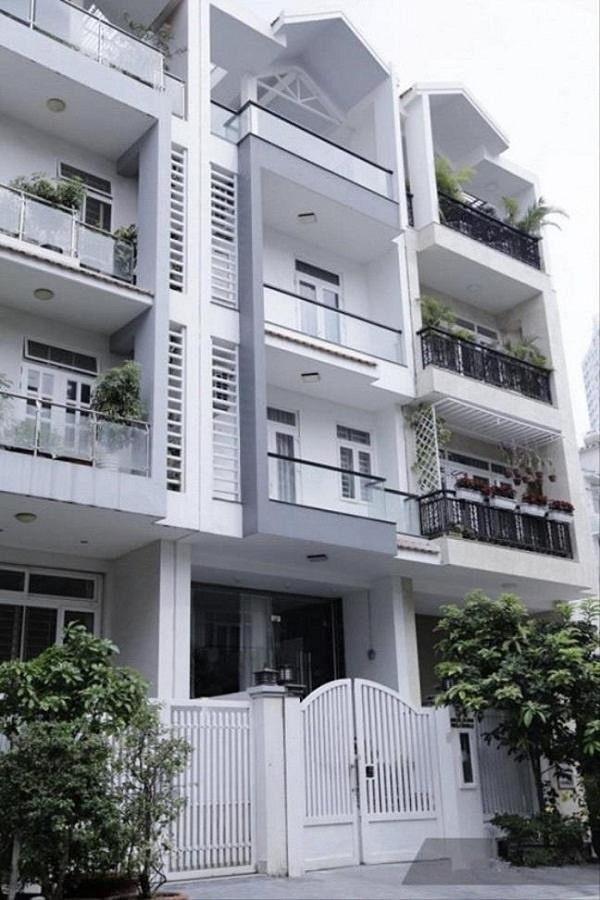 Hari Won công khai chuyển nhà 46 lần, tiết lộ thêm 'thành tích' chuyển trường mới bất ngờ 4 Hari Won công khai chuyển nhà 46 lần, tiết lộ thêm 'thành tích' chuyển trường mới bất ngờ 4