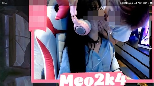 Bị phát tán clip 'nóng', Mèo 2k4 có quyết định bất ngờ để bảo vệ mình 1 Bị phát tán clip 'nóng', Mèo 2k4 có quyết định bất ngờ để bảo vệ mình 1