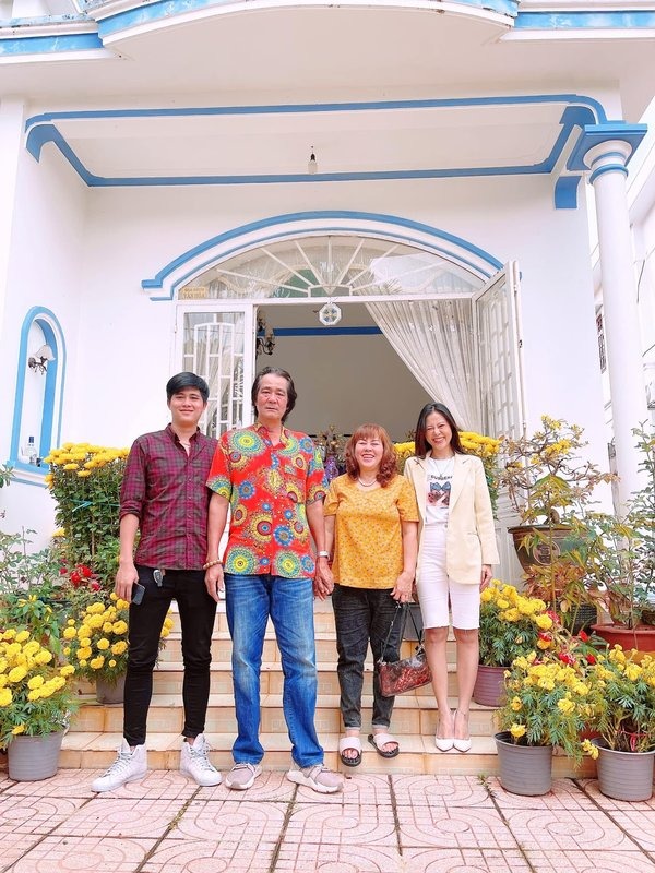 12 năm đi lập nghiệp nơi đất khách, Nam Thư lần đầu được đón Tết bên gia đình 1 12 năm đi lập nghiệp nơi đất khách, Nam Thư lần đầu được đón Tết bên gia đình 1